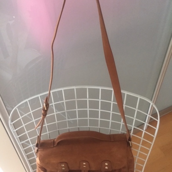 NEW*SUEDE*VANESSA BRUNO*SATCHEL - Picture 3 of 8
